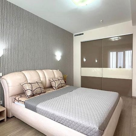 Bright House On 23 Serpnya Kharkov Luaran gambar