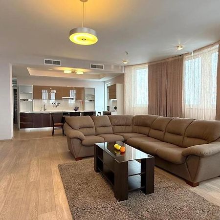 Bright House On 23 Serpnya Kharkov Luaran gambar
