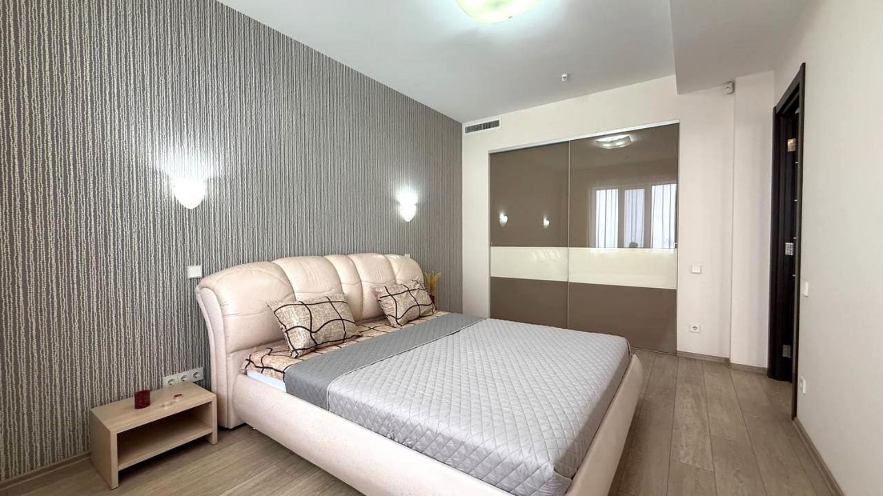Bright House On 23 Serpnya Kharkov Luaran gambar