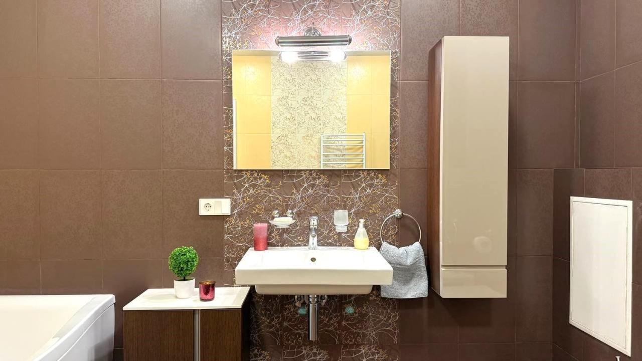 Bright House On 23 Serpnya Kharkov Luaran gambar