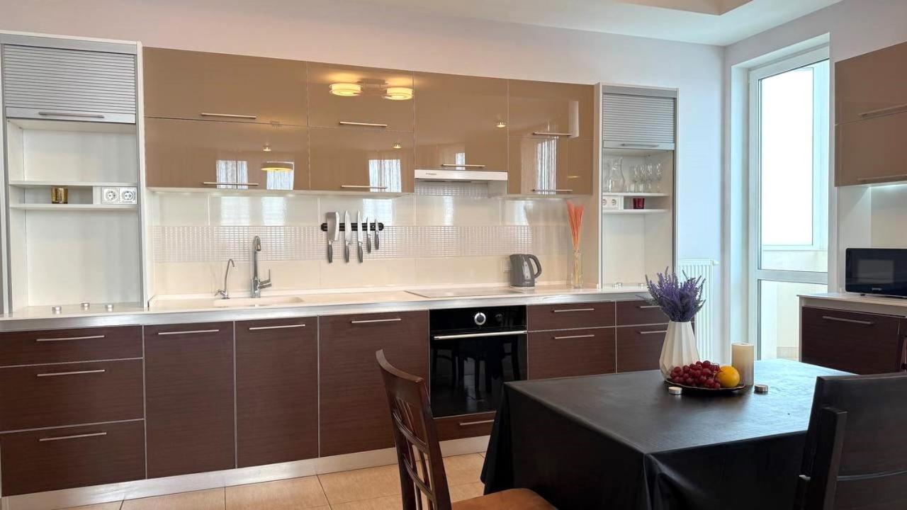 Bright House On 23 Serpnya Kharkov Luaran gambar